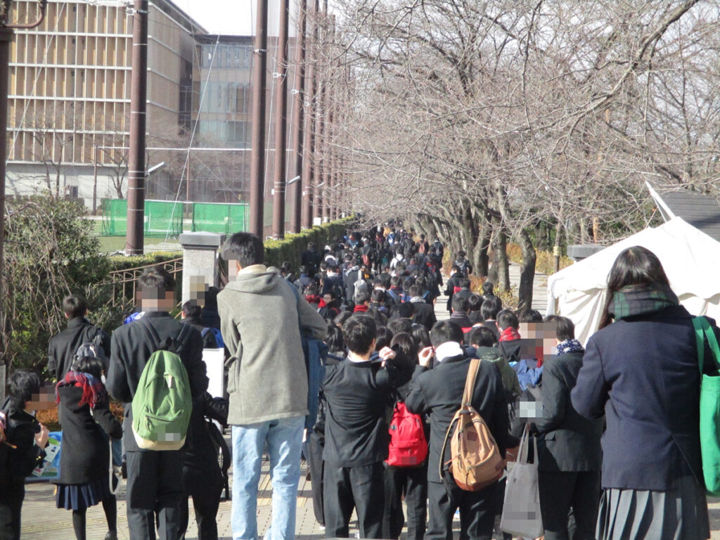 大学受験本番当日で緊張しないようにするための方法
